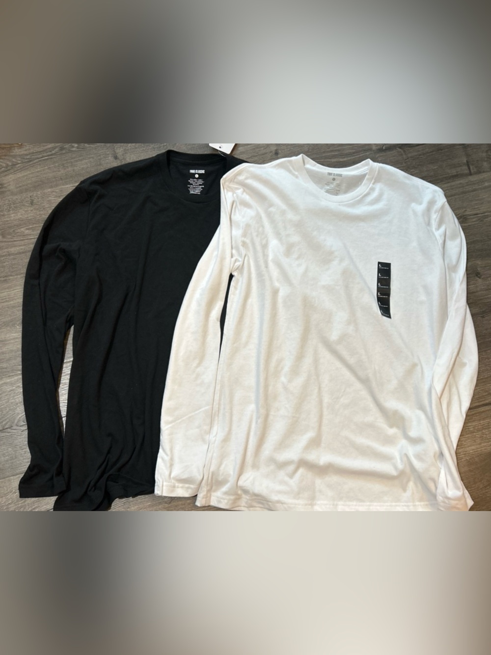 True Classic Black & White Long Sleeve Tee bundle new Large